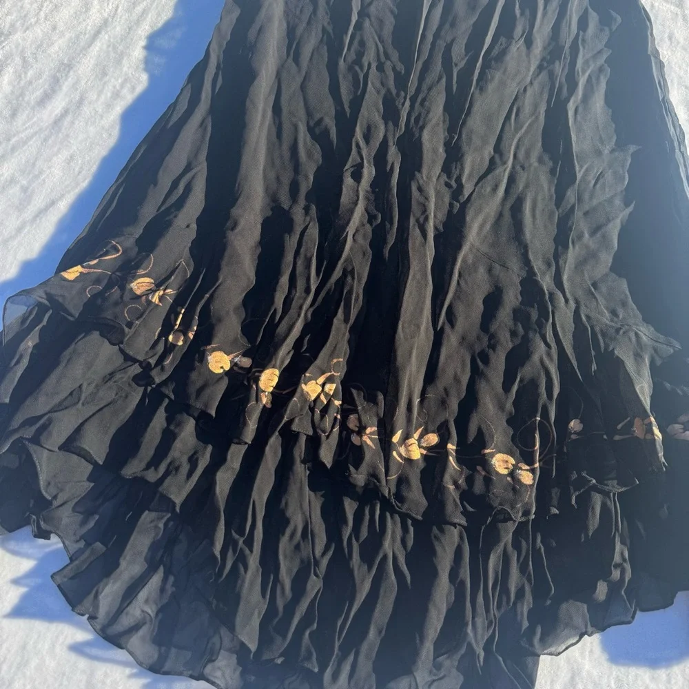 Vintage 90s Black grunge flowy midi fairy skirt with gold floral details - Picture 3 of 7